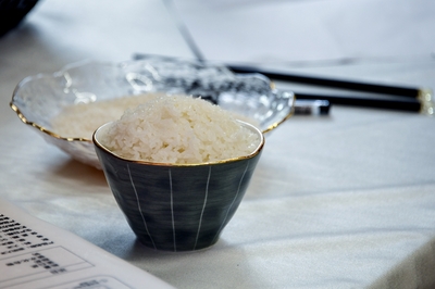 视频|新鲜正宗的崇明大米亮相沪上盒马各大门店